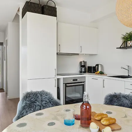 Kysthusene, Lejl 17 *