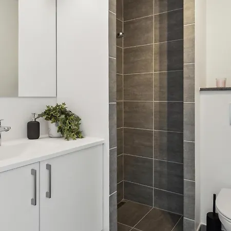 Kysthusene, Lejl 17 아파트 *